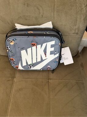 Nike Gray Graphic Small Lunch Bag